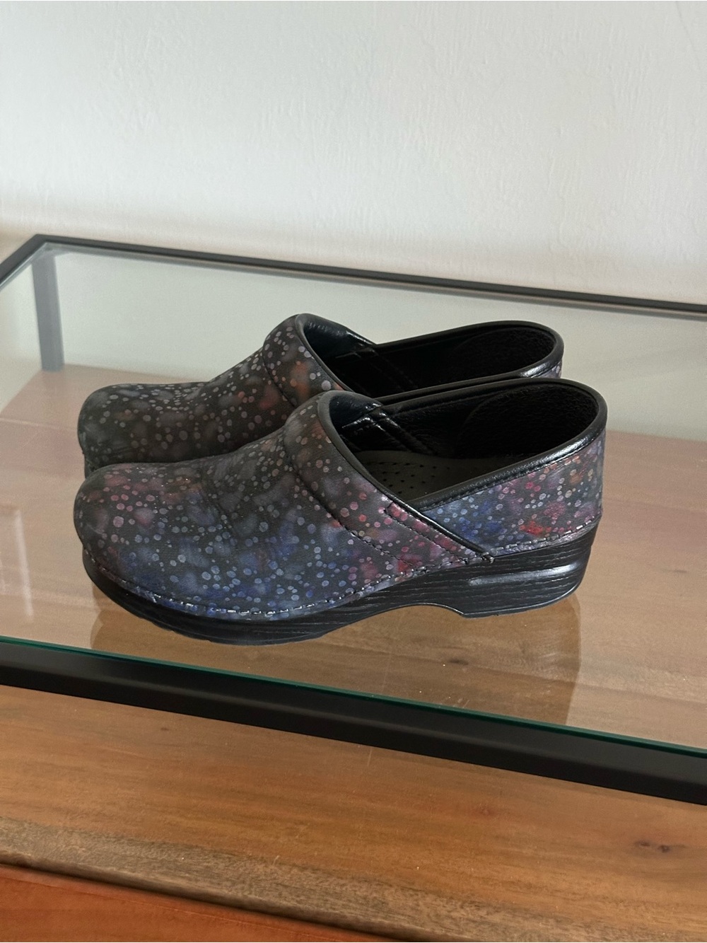 Dansko Dewdrop Professional Clogs Women 38 US 7.5-8 Multicolor Leather Nursing